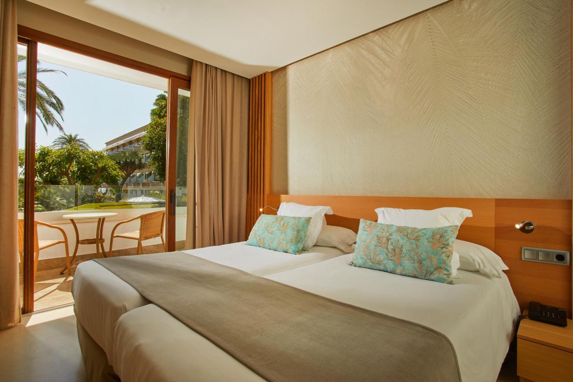 Hotel Son Caliu Spa Oasis Palmanova Стая снимка